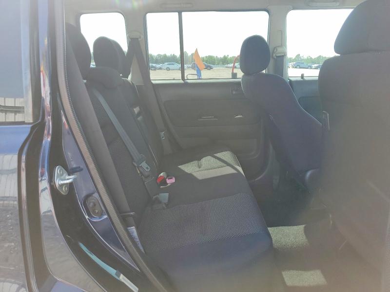 59282556 :رقم المزاد ، JTLKT324X50173750 vin ، 2005 Toyota Scion مزاد بيع