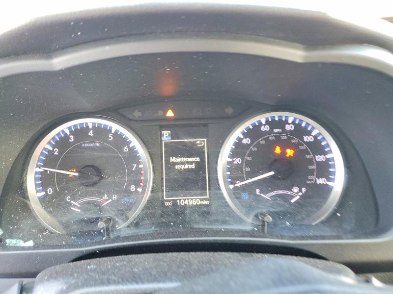 55307226 :رقم المزاد ، 5TDBZRFH9KS747483 vin ، 2019 Toyota Highlander مزاد بيع