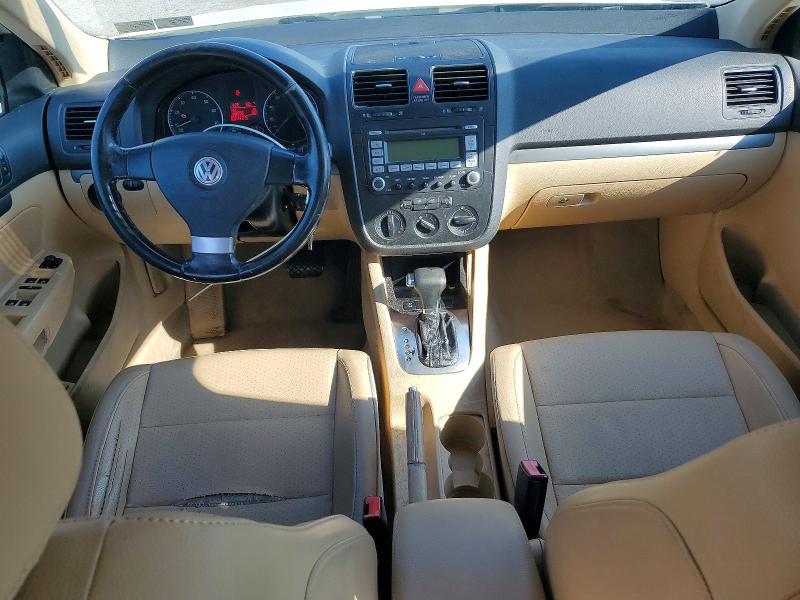 58197636 :رقم المزاد ، 3VWRM71K28M107299 vin ، 2008 Volkswagen Jetta مزاد بيع