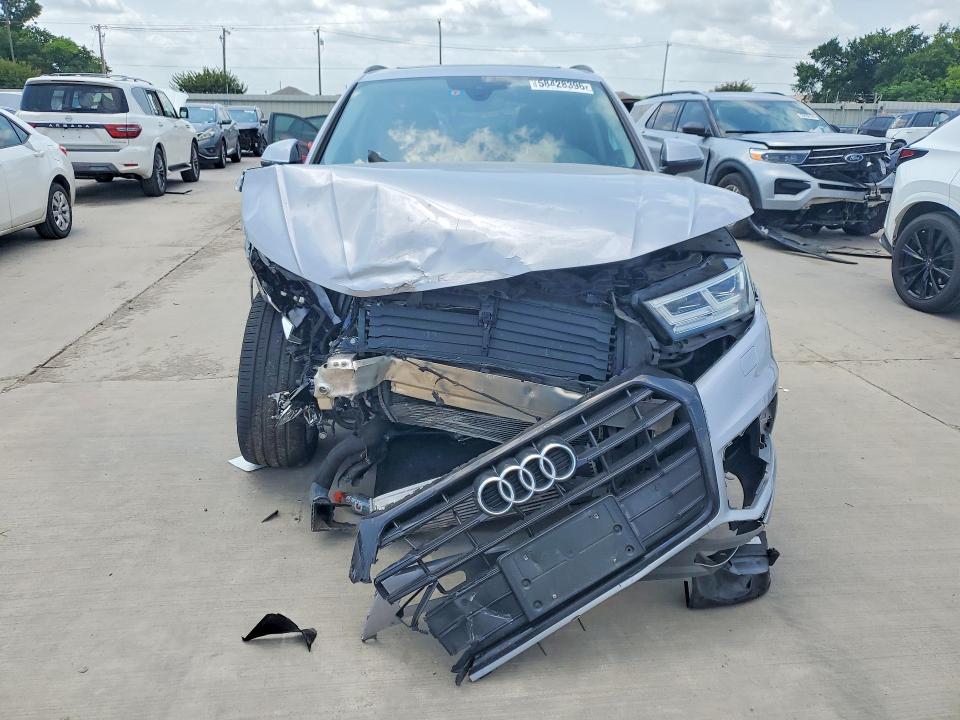 58428396 :رقم المزاد ، WA1BNAFY4K2040743 vin ، 2019 Audi Q5 مزاد بيع