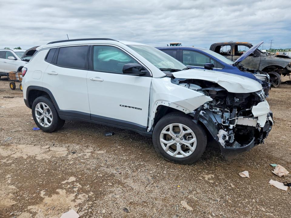 56275156 :رقم المزاد ، 3C4NJDBNXRT127180 vin ، 2024 Jeep Compass مزاد بيع