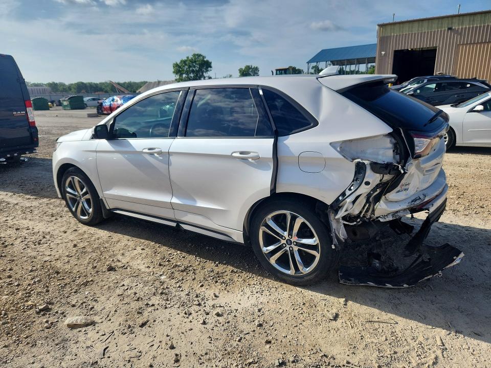 58926186 :رقم المزاد ، 2FMPK3AP7FBB08799 vin ، 2015 Ford Edge مزاد بيع