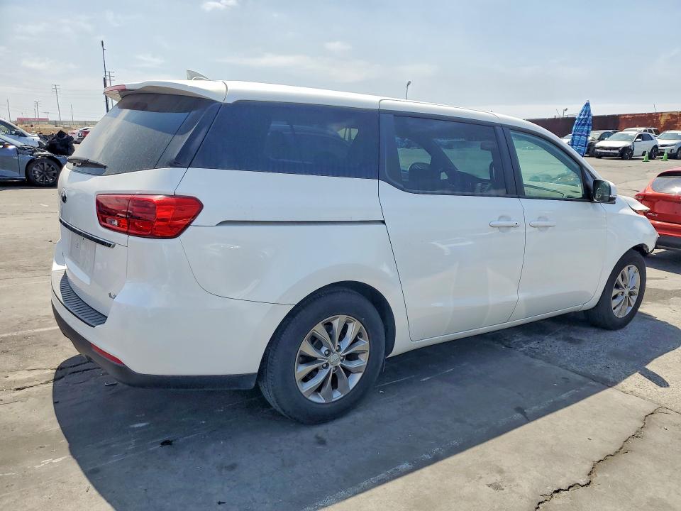 56492526 :رقم المزاد ، KNDMB5C18L6634803 vin ، 2020 Kia Sedona مزاد بيع