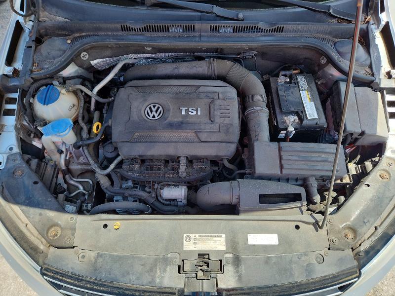 57008916 :رقم المزاد ، 3VWD17AJ7FM250563 vin ، 2015 Volkswagen Jetta مزاد بيع