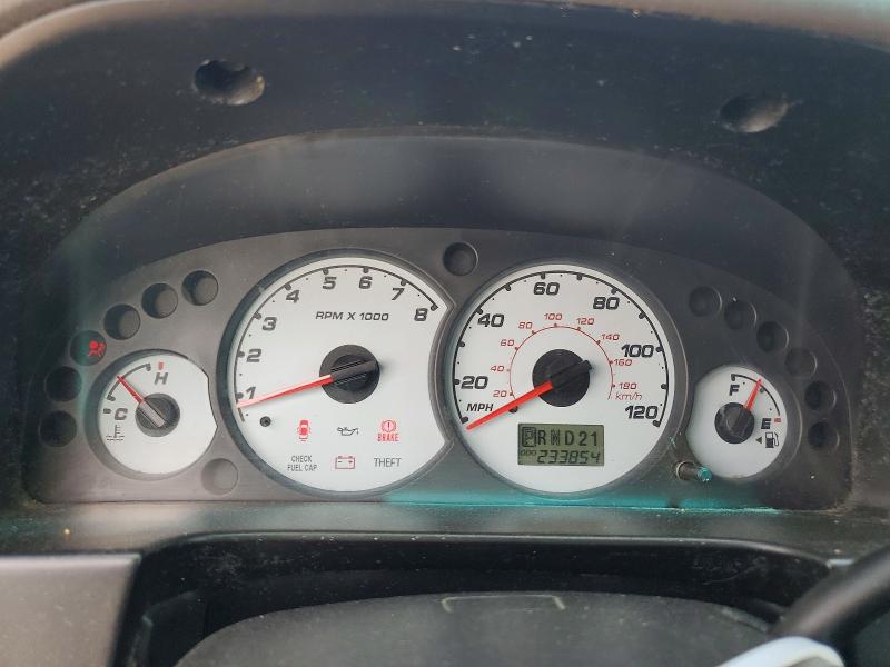 2002 Ford Escape მანქანა იყიდება აუქციონზე, vin: 1FMYU04112KC28179, აუქციონის ნომერი: 55774206