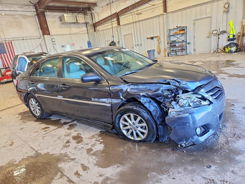 56782546 :رقم المزاد ، 4T1BF3EK7AU059412 vin ، 2010 Toyota Camry مزاد بيع