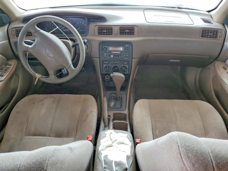 2000 Toyota Camry მანქანა იყიდება აუქციონზე, vin: JT2BG22K9Y0435215, აუქციონის ნომერი: 58476296