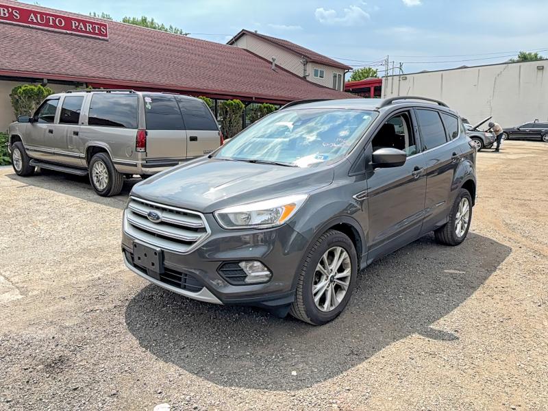 2018 Ford Escape მანქანა იყიდება აუქციონზე, vin: 1FMCU9GD9JUD12743, აუქციონის ნომერი: 59675676
