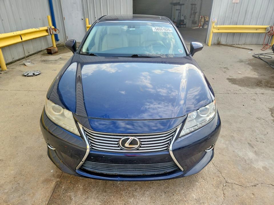 2015 Lexus Es მანქანა იყიდება აუქციონზე, vin: JTHBK1GG5F2160866, აუქციონის ნომერი: 58061026
