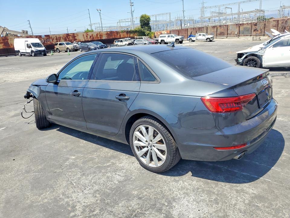 Продажа на аукционе авто 2017 Audi A4, vin: WAUGMAF48HN044388, номер лота: 58443016