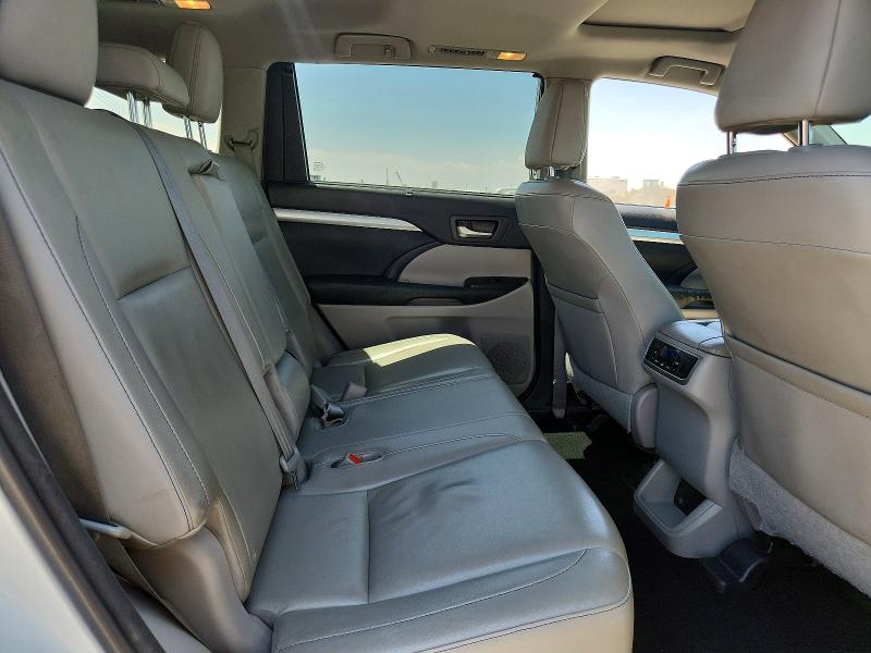Aukcja sprzedaży 2015 Toyota Highlander, vin: 5TDJKRFH7FS142139, numer aukcji: 56667656