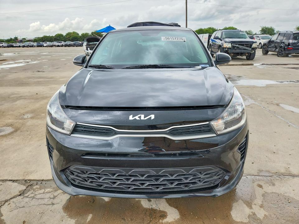 56157276 :رقم المزاد ، 3KPA24AD1NE479549 vin ، 2022 Kia Rio مزاد بيع