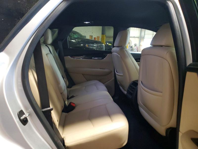 58100856 :رقم المزاد ، 1GYKNARS7HZ319563 vin ، 2017 Cadillac Xt5 مزاد بيع