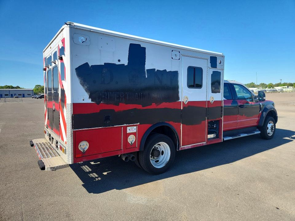 56371306 :رقم المزاد ، 1FD0X5HT2HED73073 vin ، 2017 Ford F550 مزاد بيع