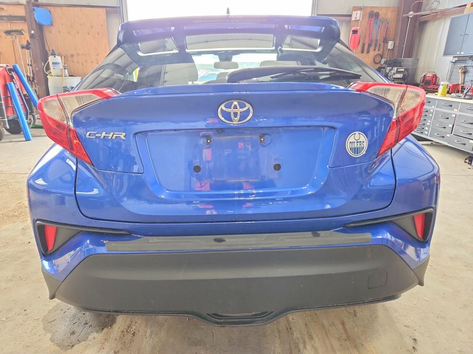 56344326 :رقم المزاد ، NMTKHMBX9JR064781 vin ، 2018 Toyota C-hr مزاد بيع