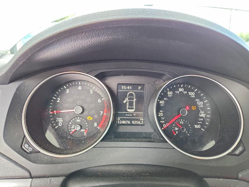 57434506 :رقم المزاد ، 3VWDB7AJ0HM270525 vin ، 2017 Volkswagen Jetta مزاد بيع