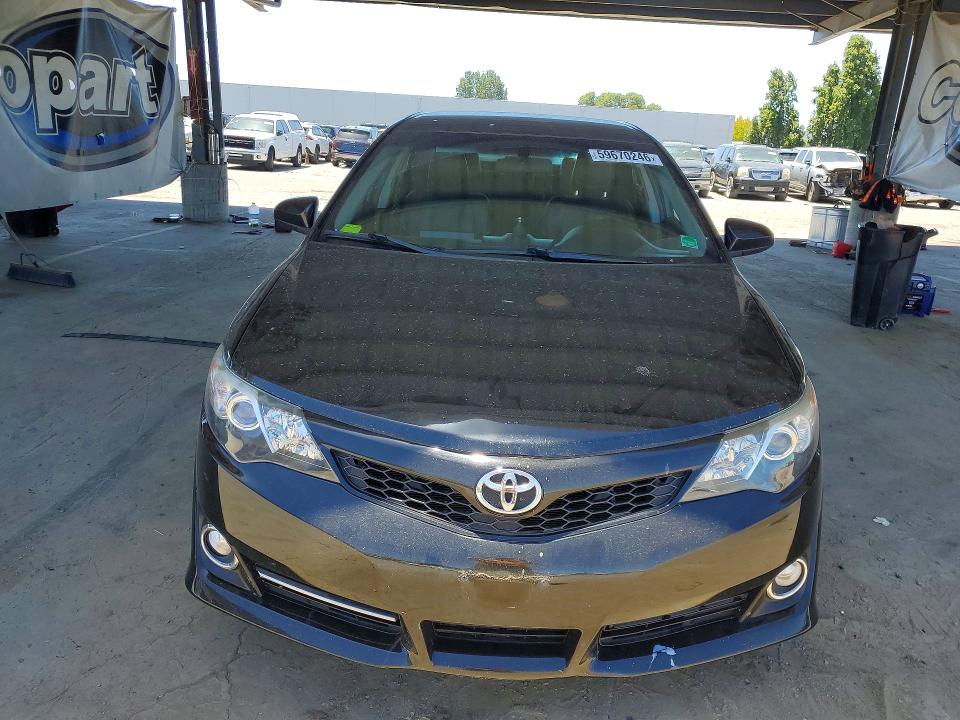 2014 Toyota Camry მანქანა იყიდება აუქციონზე, vin: 4T1BF1FK4EU362673, აუქციონის ნომერი: 59670246