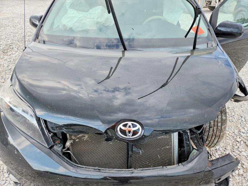 56156876 :رقم المزاد ، 5TDXK3DC1BS109663 vin ، 2011 Toyota Sienna مزاد بيع