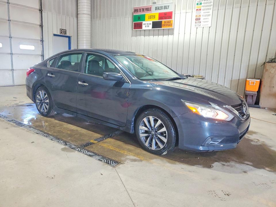 56588886 :رقم المزاد ، 1N4AL3AP7HC272358 vin ، 2017 Nissan Altima مزاد بيع