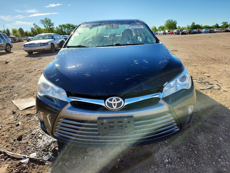 57689186 :رقم المزاد ، 4T4BF1FK2GR519416 vin ، 2016 Toyota Camry مزاد بيع