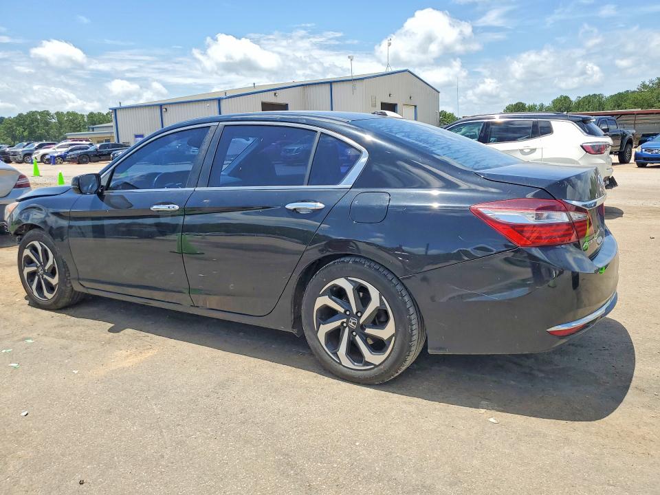Продажа на аукционе авто 2016 Honda 5500ppg, vin: 1HGCR2F95GA040617, номер лота: 58889256