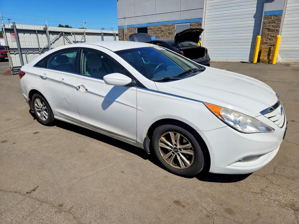 2013 Hyundai Sonata მანქანა იყიდება აუქციონზე, vin: 5NPEB4AC6DH785780, აუქციონის ნომერი: 56030656