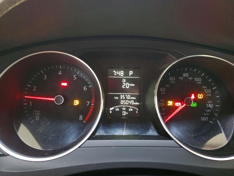 58749376 :رقم المزاد ، 3VW2B7AJ4HM291935 vin ، 2017 Volkswagen Jetta مزاد بيع