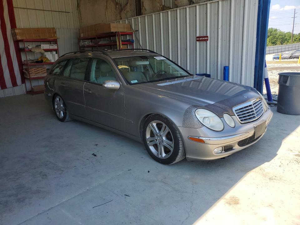 57362116 :رقم المزاد ، WDBUH83J95X169671 vin ، 2005 Mercedes-benz E مزاد بيع