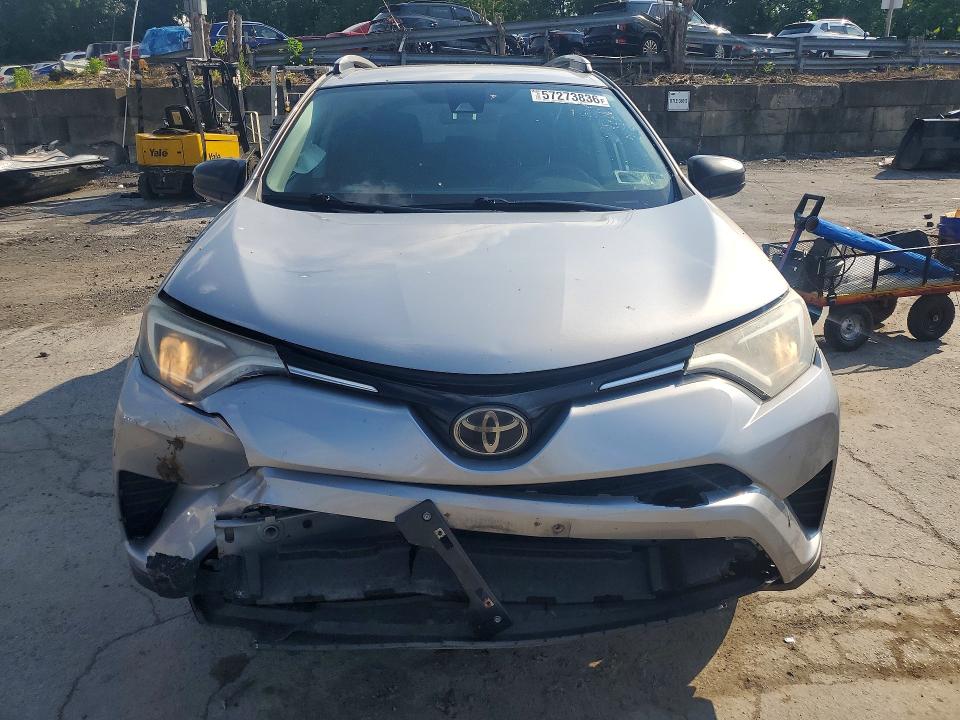 2017 Toyota Rav4 მანქანა იყიდება აუქციონზე, vin: 2T3BFREV4HW613035, აუქციონის ნომერი: 57273836