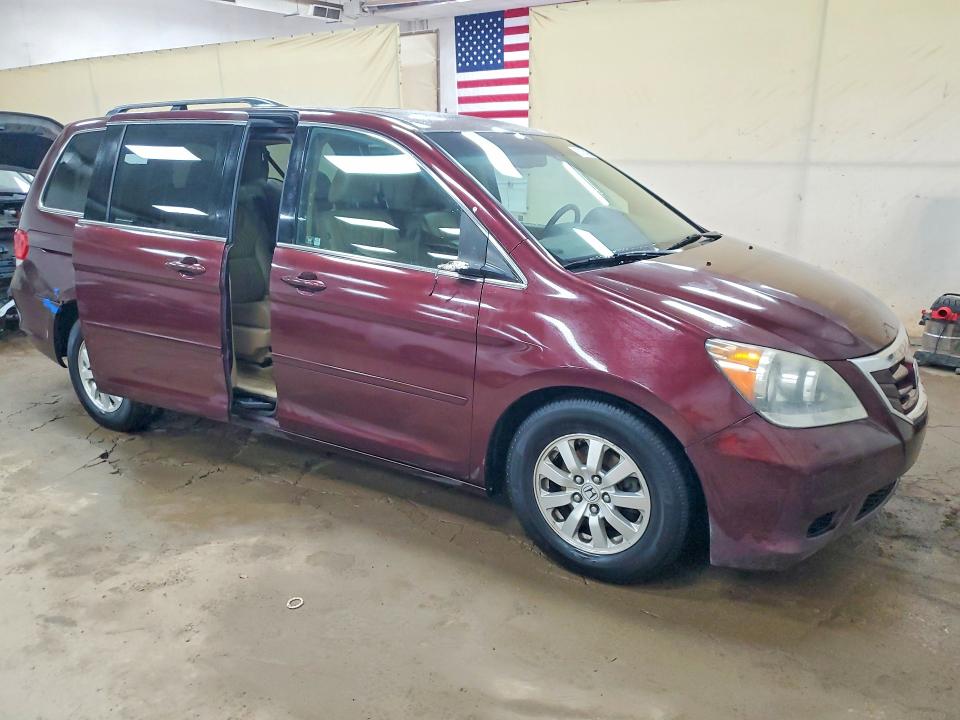 57184236 :رقم المزاد ، 5FNRL3H7XAB100918 vin ، 2010 Honda Odyssey مزاد بيع