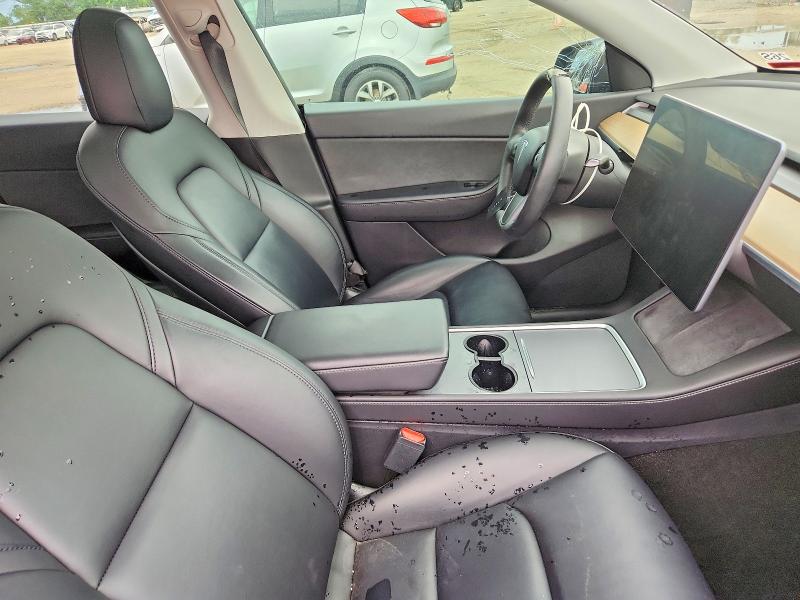 57064776 :رقم المزاد ، 5YJYGDEE8MF158653 vin ، 2021 Tesla Model Y مزاد بيع