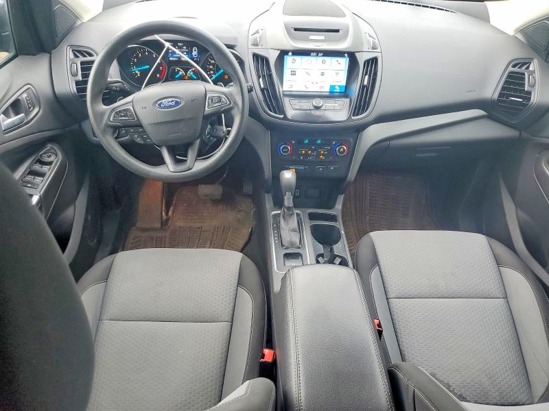 2017 Ford Escape მანქანა იყიდება აუქციონზე, vin: 1FMCU0GD2HUD88679, აუქციონის ნომერი: 55785886