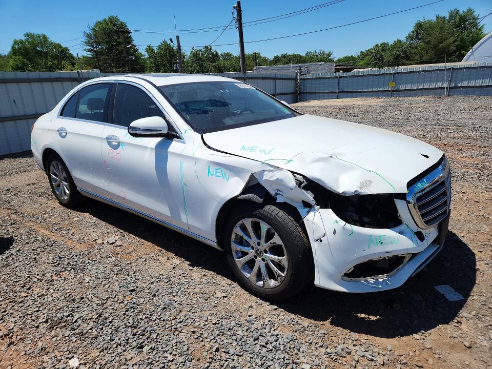Продажа на аукционе авто 2018 Mercedes-benz E, vin: WDDZF4KBXJA391736, номер лота: 55392306