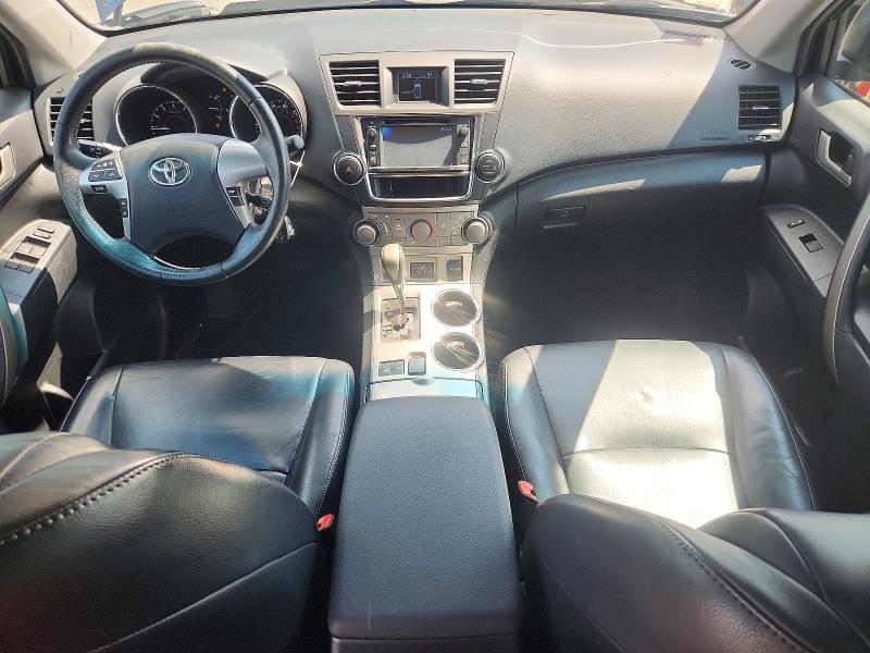 2013 Toyota Highlander მანქანა იყიდება აუქციონზე, vin: 5TDBK3EH3DS235465, აუქციონის ნომერი: 56815376