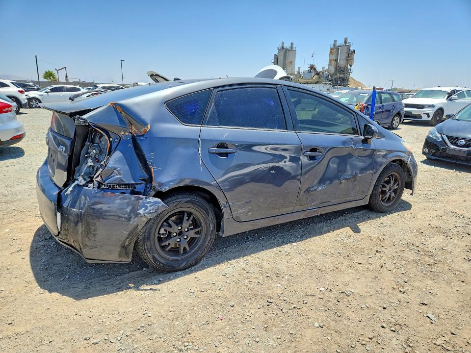 55708916 :رقم المزاد ، JTDKN3DU5D1717650 vin ، 2013 Toyota Prius مزاد بيع
