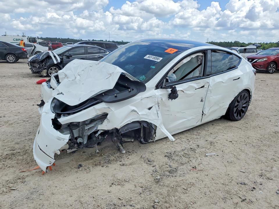 Auction sale of the 2022 Tesla Model Y, vin: 7SAYGDEF7NF377021, lot number: 56518066