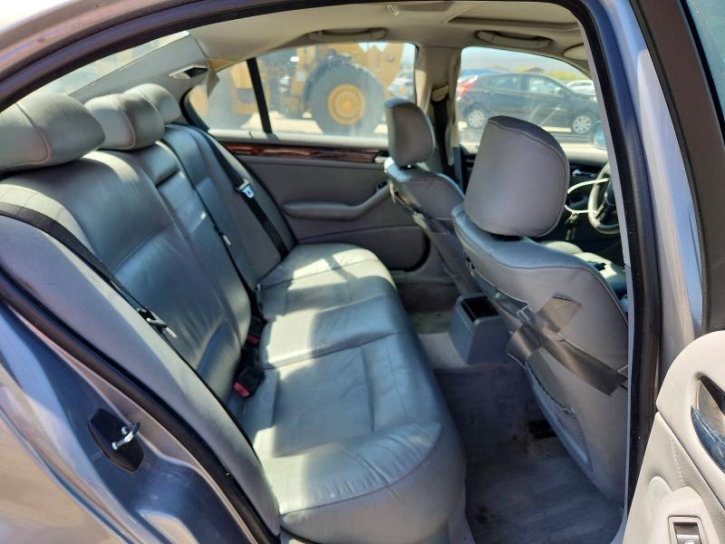 2004 Bmw 330 მანქანა იყიდება აუქციონზე, vin: WBAEV53414KM37337, აუქციონის ნომერი: 55937666