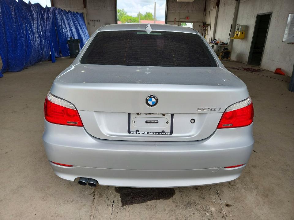 54545726 :رقم المزاد ، WBANU53539C122035 vin ، 2009 Bmw 528 مزاد بيع