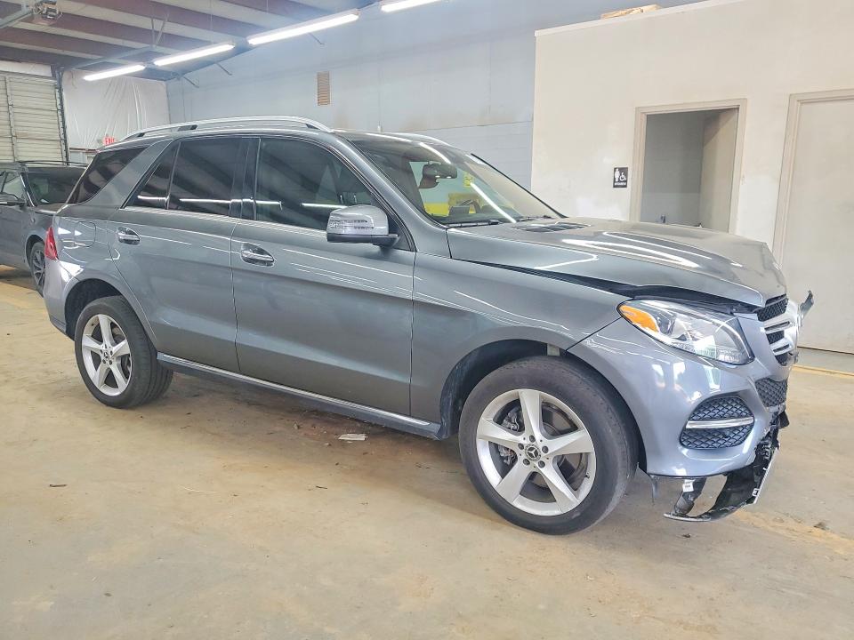 57670936 :رقم المزاد ، 4JGDA5HB6JB130335 vin ، 2018 Mercedes-benz Gle مزاد بيع