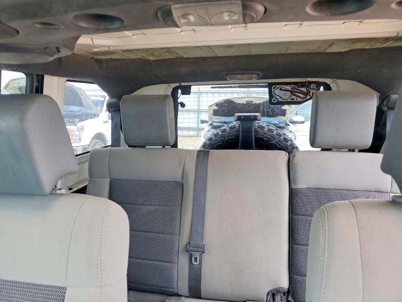 58450606 :رقم المزاد ، 1J4BA5H12AL221786 vin ، 2010 Jeep Wrangler Unlimited مزاد بيع