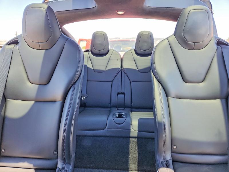 58939126 :رقم المزاد ، 5YJXCBE22JF091383 vin ، 2018 Tesla Model X مزاد بيع