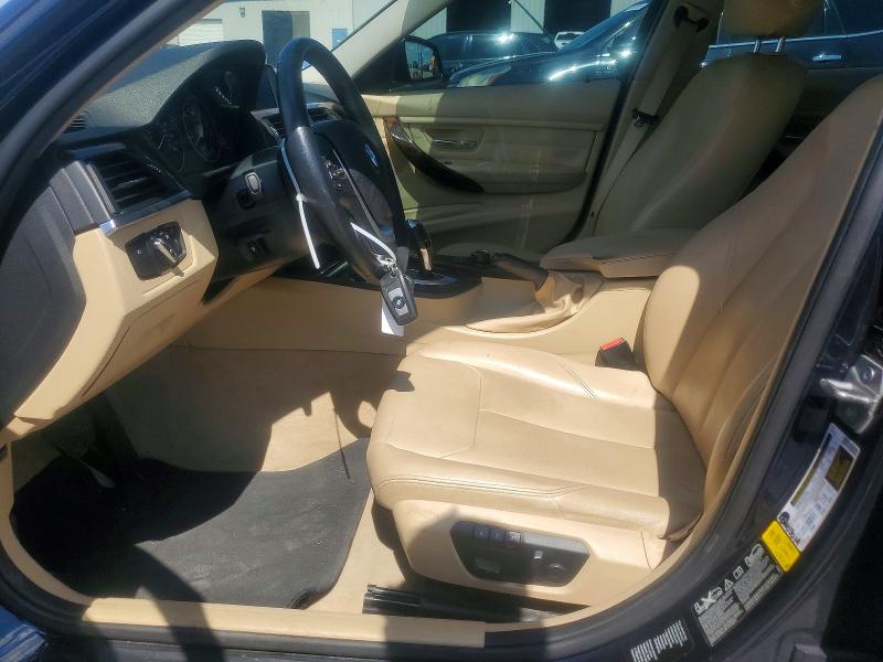 2015 Bmw 328 მანქანა იყიდება აუქციონზე, vin: WBA3B5G56FNS18667, აუქციონის ნომერი: 55120246