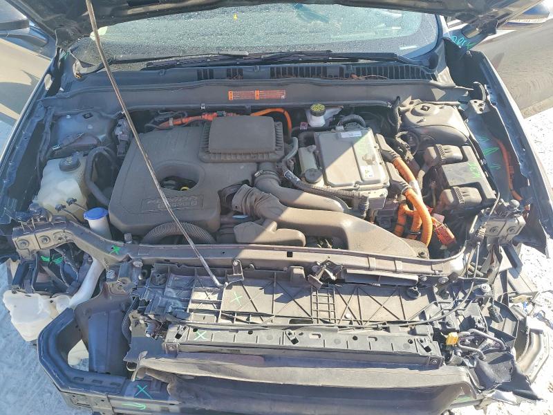 58110076 :رقم المزاد ، 3FA6P0PU5KR266329 vin ، 2019 Ford Fusion مزاد بيع