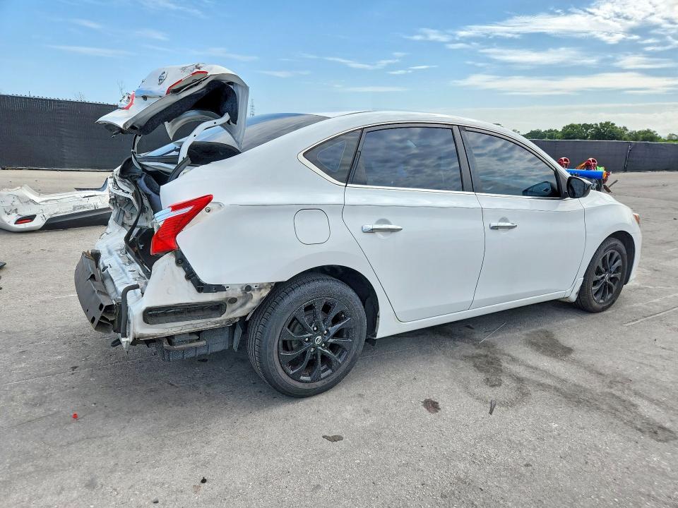 2018 Nissan Sentra მანქანა იყიდება აუქციონზე, vin: 3N1AB7AP3JY348789, აუქციონის ნომერი: 56715746