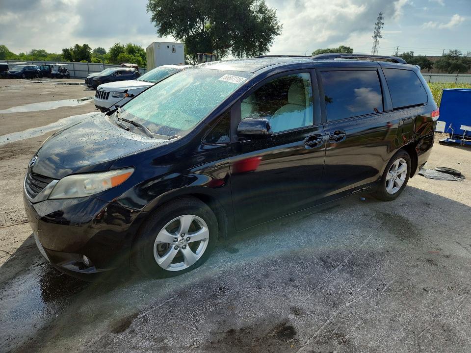 Продаж на аукціоні авто 2011 Toyt Sienna, vin: 5TDKK3DC2BS036359, номер лоту: 56667716