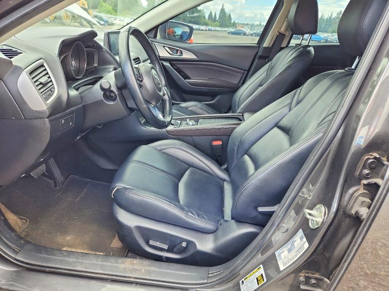 56684886 :رقم المزاد ، 3MZBN1L37JM176254 vin ، 2018 Mazda 3 مزاد بيع
