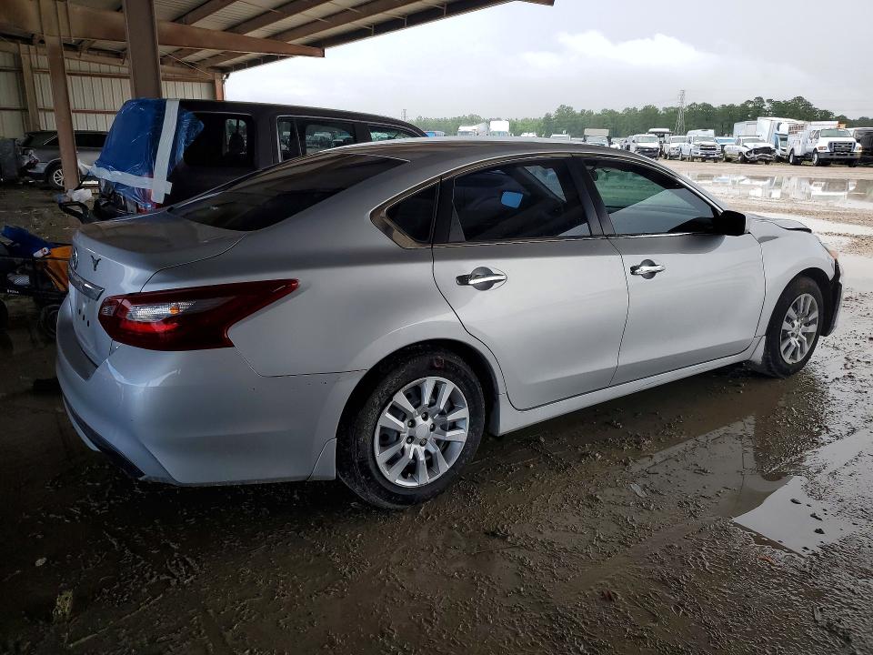 Продаж на аукціоні авто 2018 Nissan Altima, vin: 1N4AL3AP9JC299129, номер лоту: 56220406