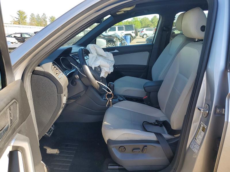 56155706 :رقم المزاد ، 3VV2B7AXXLM153673 vin ، 2020 Volkswagen Tiguan مزاد بيع