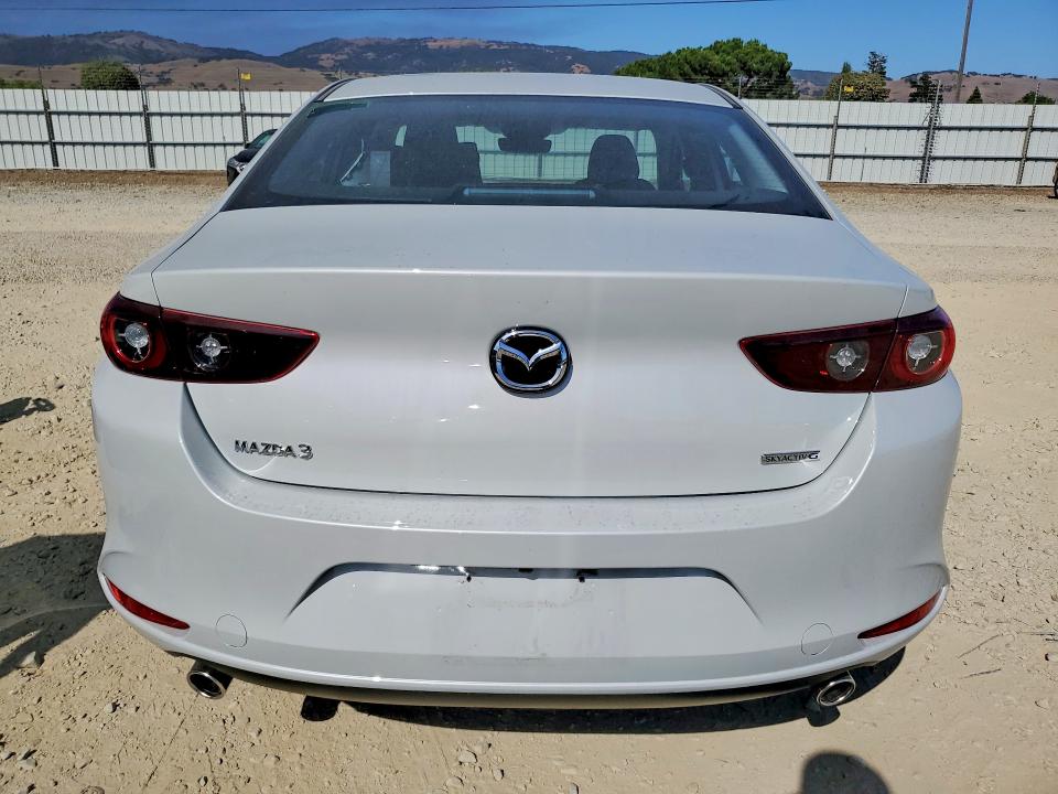 56598956 :رقم المزاد ، JM1BPABM9S1769359 vin ، 2025 Mazda 3 مزاد بيع