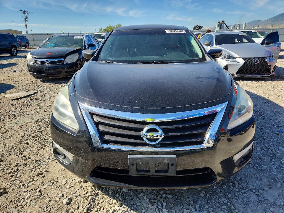 2015 Nissan Altima მანქანა იყიდება აუქციონზე, vin: 1N4AL3AP0FC185883, აუქციონის ნომერი: 55740666